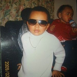 Meet your Posher, Aaron